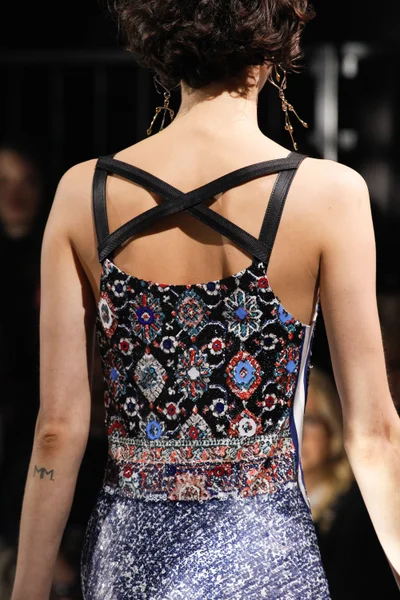 Look 98